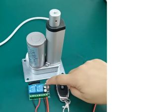 Công tắc điều khiển từ xa 2 cổng đảo chiều động cơ 5v 6v 9v 12v 24v 30v DC/10A điều khiển từ xa 50m 100m 200m