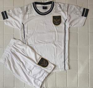 Jersey timnas indonesia Away PUTIH terbaru 2025 untuk anak usia 1 sampai 12 tahun bisa CUSTOM NAMA