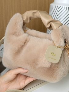 Elegant Velvet Crossbody Bag Womens Fashion Autumn Winter Fur Handbag Versatile Chain Strap Single Shoulder Bag Leisure Style