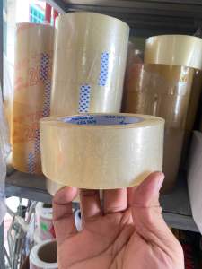 (1 cuộn) Băng keo dán thùng băng keo trong/ đục 100y(170 gram) 200y(300 gram) lõi 4.8li