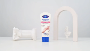 【HOT! BUY 1 TAKE 1 】KORMESIC Hand & Foot Care Cream 60g-Moisturizing Brightening Anti-Cracking