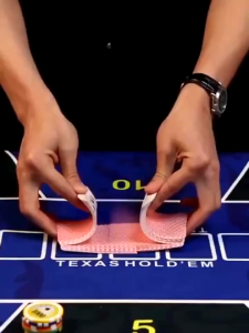 Washable PVC Texas Poker Cards Frosted Surface Wear-Resistant for Chess Room & Entertainment