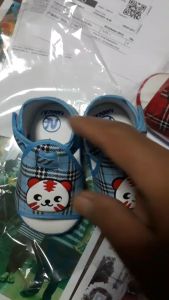 ผ้าหนึ่งที่น่ารองเท้า รองเท้าเด็กหัดเดิน NC-20118 NCnoochi มีเสียง ปิ๊บๆ