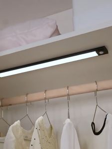 ไฟเซ็นเซอร์ LED ไร้สาย 60 ซม. ไฟเซนเซอร์อัจฉริยะ ตู้เสื้อผ้า ห้องนอน ไฟสะดวก ชาร์จ TYPE-C