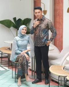 [REAL PICT] Kemala Couple Tunangan Terbaru / Kebaya Brokat Couple / Kemeja Batik / Couple Brukat Kondangan / Couple Kekinian / Kebaya Kondangan / Baju Kondangan Couple / Setelan Kebaya / Couple Kebaya Lamaran Kemala
