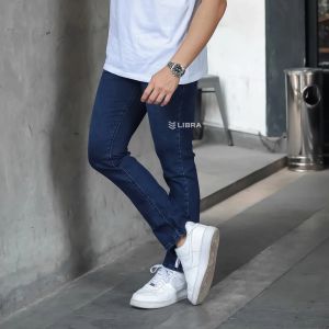 Celana Jeans Pria Delibra Warna Navy