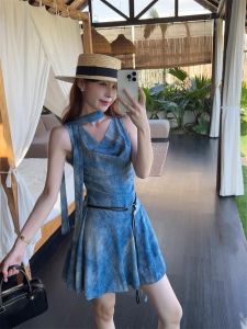 ชุดเดรสยาวคอวีแขนกุดผ้าโพลีเอสเตอร์สีน้ำเงิน ทรงเอเข้ารูป สำหรับผู้หญิง ฤดูร้อน 2025 ชุดเดรสยาวคอวีสไตล์เกาหลี