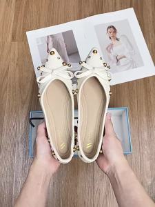 MIFEI | French Bow Rivets Pointed Toe Flat Shoe