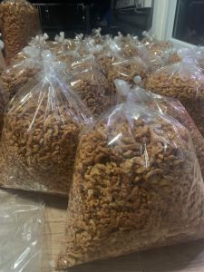 แคบหมูไร้มัน 1กิโลกรัม  เศษแคบหมู กรอบ อร่อย ทำสดใหม่ทุกวัน ไม่เหม็น ไม่หืน