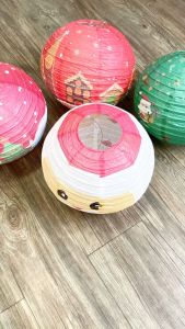 Pinky Bee Lampion Natal Santa Kereta 30cm 70020800