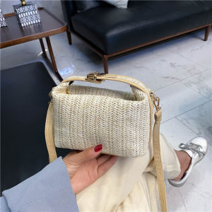 Spring Summer Womens Crossbody Bag Versatile Straw Woven Handbag Single Shoulder Bag Simple Fresh Style Korean Trend
