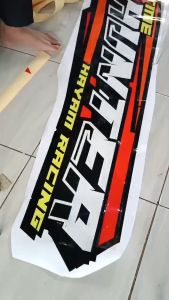 Stiker Cutting Truk Kabin Depan: Stiker Truk Berkualitas Tinggi