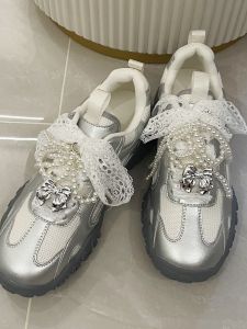 East Gate De Xin Casual Lace Shoe: A Stylish & Versatile Fashion Accessory