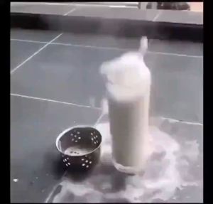 Powerful Home Drain Cleaner Kitchen Sink Clean Bathroom Pipe Unclog Cleaning Dredging Agent Toilet Cleaner Drain Clog Remover管道疏通剂 500ML