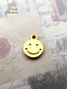 จี้รูปหัวใจรูปใบไม้รูปตัว U ประดับเพชรสีทอง จี้รูปกลม DIY สร้อยข้อมือ เครื่องประดับแฟชั่น ของตกแต่งหู โซ่คอ แหวน