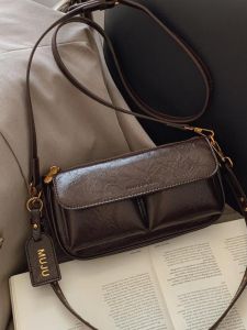 Fashionable Double Pocket Shoulder Bag Womens New Style Retro Rivet Underarm Bag High-End Sensation French Bread Crossbody Bag