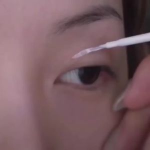 keo dán mi giả trong suốt keo dán mi giả màu đen keo dán mi siêu chắc không cay mắt chống nước không cộm nhanh khô không bị rơi chính hãng Darkness hàn quốc keo gắn mi giả trong suốt keo kích mí mắt đen tạo mắt 2 mí xịn - Shopping vip