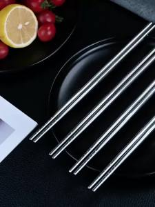 10/1PCS Stainless Steel Chopsticks Household Round Metal Chop Sticks Japanese Sushi Food Stick Kitchen Tableware Cutlery Sets