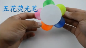 Bút Highlight dạ quang hình bông hoa – Set bút dạ quang 5 màu sắc mới nhất 2026