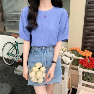 QKKshop น้องใหม่🎉 เสื้อแฟชั่น เสื้อผู้หญิง คอกลม ทรงหลวม สีพสสเทล เข้ากับทุกการแต่งกาย แฟชั่นฤดูร้อน เหมาะสําหรับผู้หญิง ต้องจัดแล้ว🤭