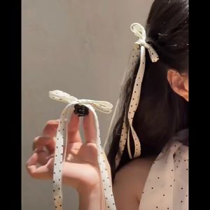 Klip Rambut 🐻芭蕾风蝴蝶结波点飘带迷你抓夹女后脑勺双马尾发夹子2025新款发饰 Ballet style bow polka dot ribbon mini clip female back of the head double ponytail hair clip 2025 new hair accessories
