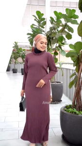 7010 Amoree Free Size Fit S to L Korean Crepe Plain Pleated Dress Muslimah