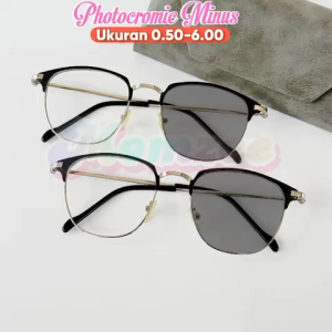Kacamata Kotak Photocromic Minus | Auto Gelap Saat Terpapar Cahaya Ukuran 0.50-6.00 Frame Optik Titanium