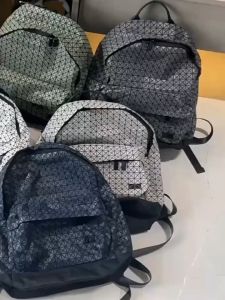 Geometric diamond backpacks Travel backpacks mens and womens large capacity schoolbags lightweight computer bags