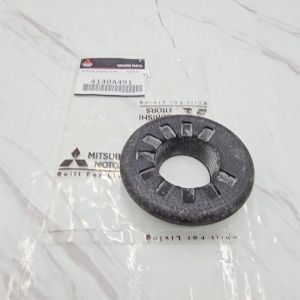 Tatakan Per Keong Bagian Atas Mitsubishi Xpander 1PCS