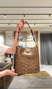 Origina bag COACH Women Bag Large leather shoulder crossbody handbag for women C2590 Size: 31*23*11cm