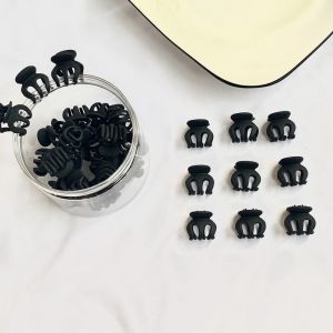 กิ๊บติดผมขนาดเล็กสีดำ ทรงสปอร์ม กิ๊บติดผมสไตล์เกาหลี กิ๊บติดผมแบบมีด กิ๊บติดผมแบบมีด ทรงสปอร์ม สีสันสดใส แฟชั่น