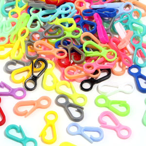 20Pcs 32x14mm Multicolor Plastic Lobster Buckle Trigger Clasps Bag Keychain Hooks Finding for Jewelry Making DIY Accessories