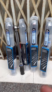 Cần siết lực 1/2 inch 40~200 N.m Kingtony 3446A-1DG