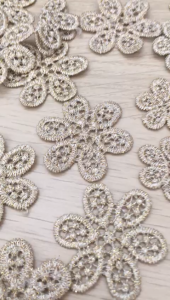 10pc 3cm/4cm Champange Gold Metallic Crochet Flower Applique DIY Embroidery Flower Patch Fiber Flower Sewing Cloth Craft