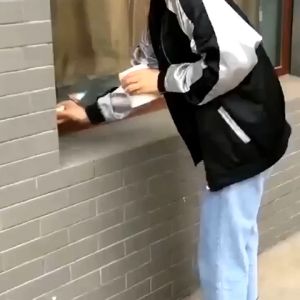 Water proofglue500-300g waterproof coating Effectively prevent  water leakage waterproofing coatingStop leakage with one brush waterproof sealant透明防水胶  water proofing coating防水补漏胶