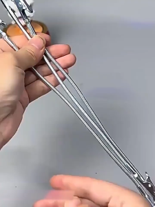 ที่หนีบปากจระเข้ {5ชิ้น} ท่อที่มีความยืดหยุ่น หัวคู่ ที่จับคลิปบันทึก ง่ายๆ ที่ใส่นามบัตร งานเลี้ยงวันเกิดงานแต่งงาน