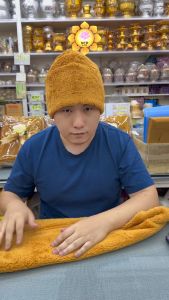 ผ้าคลุมไหล่ พระสงฆ์ ผ้าโพลีบัว แบบหนานุ่ม สีพระราชทาน