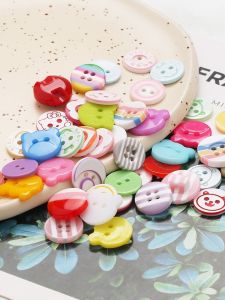 Childrens Clothing Resin Button Cartoon Decoration Sweater Open Cardigan Colorful Cute Four-Eyed Button Baby Infant Knitwear