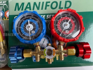 Manifold gauge VMG-2-R410a VALUE with 3 hose Hard PVC Case Collision proof