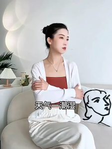 【SG SELLER】10/20packs Dehumidifier Hanging Closet Bag Drawer Pack Moisture Absorber Moisture Absorption Bag Absorb Humidity