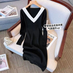 French Noble Style V-neck Knitted Dress Womens Fit Color Block Black Dress Autumn New Long Sleeve Slimming Fashionable Dress