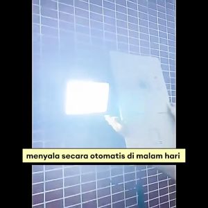 【Beli 1 gratis 1】1000W super terang lampu tenaga surya lampu sorot solar cell otomatis lampu LED light solar panel tahan air IP67 nyalalampu led rumah