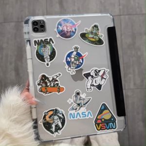 ⭐24 ชั่วโมงส่ง⭐NASA สติ๊กเกอร์ เคส for iPad air7 2025 11 pro 2024 11 air6 gen11 10 2022 เคสไอแพด air4 5 10.9 gen9 8Case พร้อมถาดใส่ปากกา