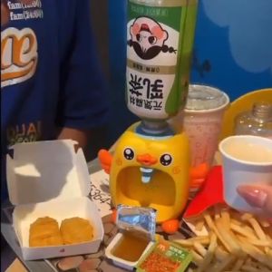 GUK Mainan Anak Dispenser Mini Water Dispenser Mainan Mesin Air Minum Galon COD