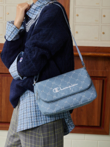 Champion | Túi Đeo Chéo Quai Vai Monogram Canvas