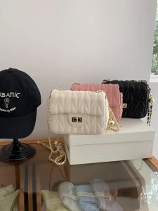 Tas Selempang Wanita Kulit Tas Wanita Terbaru Tas Kondangan Cewek Tali Rantai Tas Hp Cewek Mini Slingbag Tas Mungil Imut Kekininan