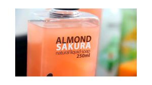 สบู่เหลวมิสเตอร์ดี  สบู่เหลวอัลมอนด์ ซากุระ เนเชอรัล ลิควิด โซป