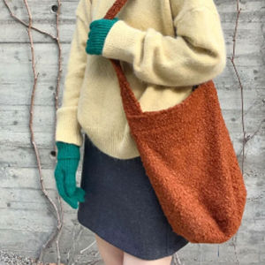 Large Capacity Faux Fur Bucket Bag Womens Crossbody Shoulder Bag Casual Style Soft Handle Polyester Lining Foldable Bucket Shaped