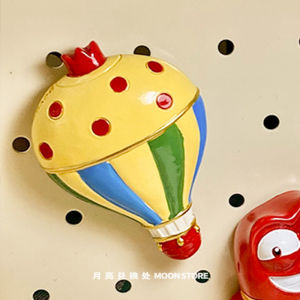 Mặt Dây Chuyền Hình Con Ong Dễ Thương Gắn Vào Tủ Lạnh Hình Mặt Trăng Đổi Quà Tặng Đồ Trang Trí Nhà Phong Cách Cá Nhân Hóa Từ Tính
