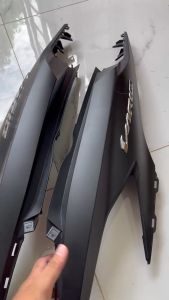 Ôp sườn sau Vario 125 màu đen nhám 2018- 2022 Tháo xe mới